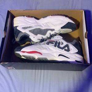 Ray Tracer Graphic FILA shoes